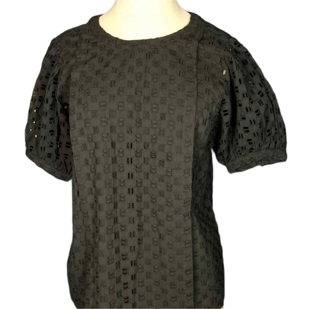Elizabeth and James Women's  Cotton Black Eyelet Short Sleeves Top Size XS
